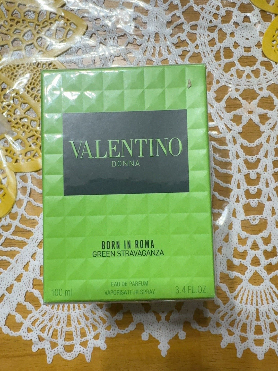 Valentino Donna Born in Roma Green Stravaganza Eau de Parfum – 100 mL